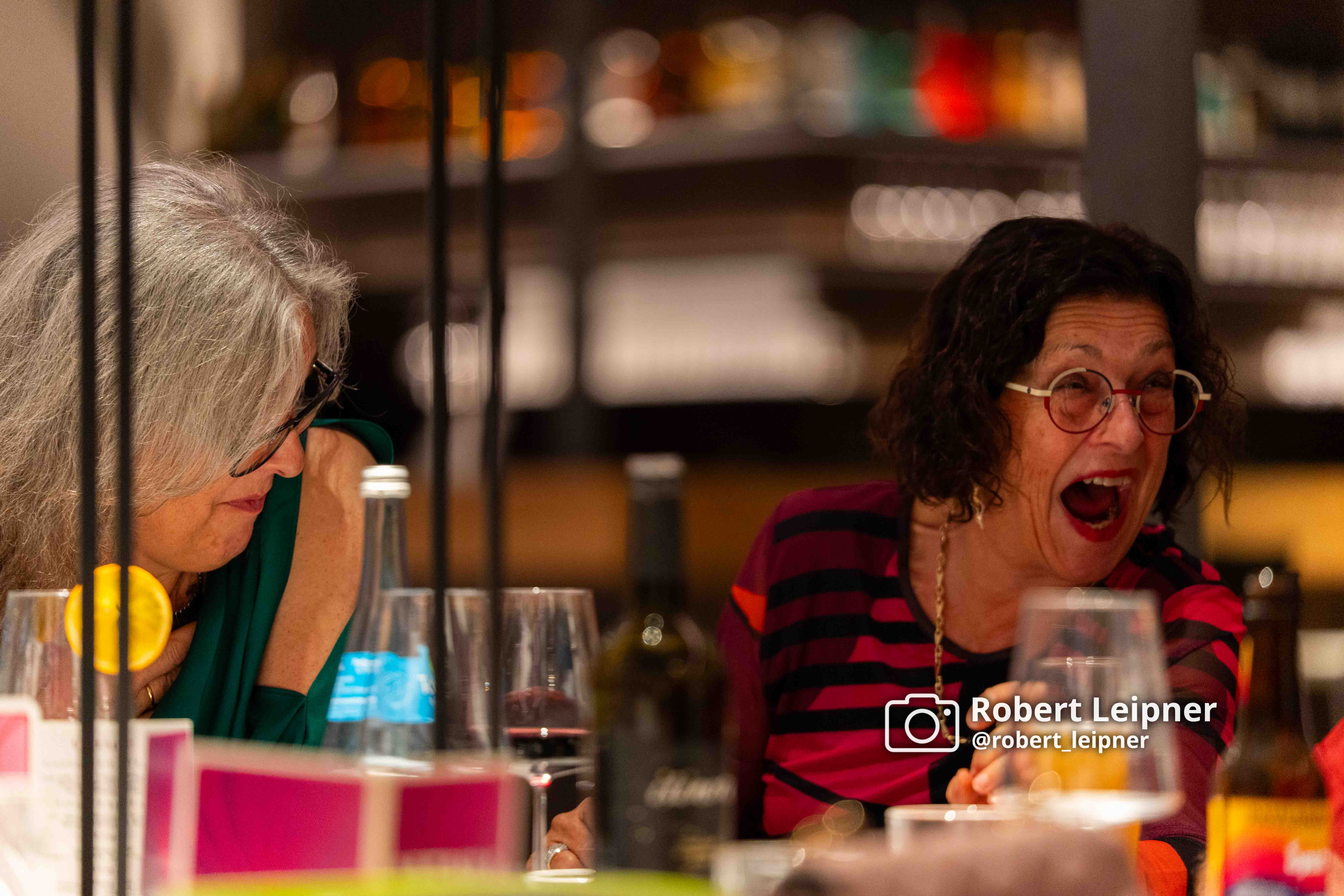 lustige Stimmung bei den Hochzeitsgästen